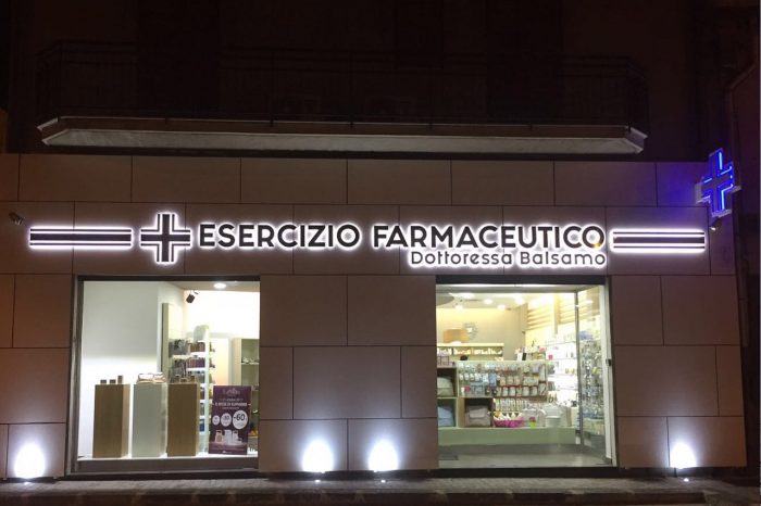 Insegna Esercizio Farmaceutico